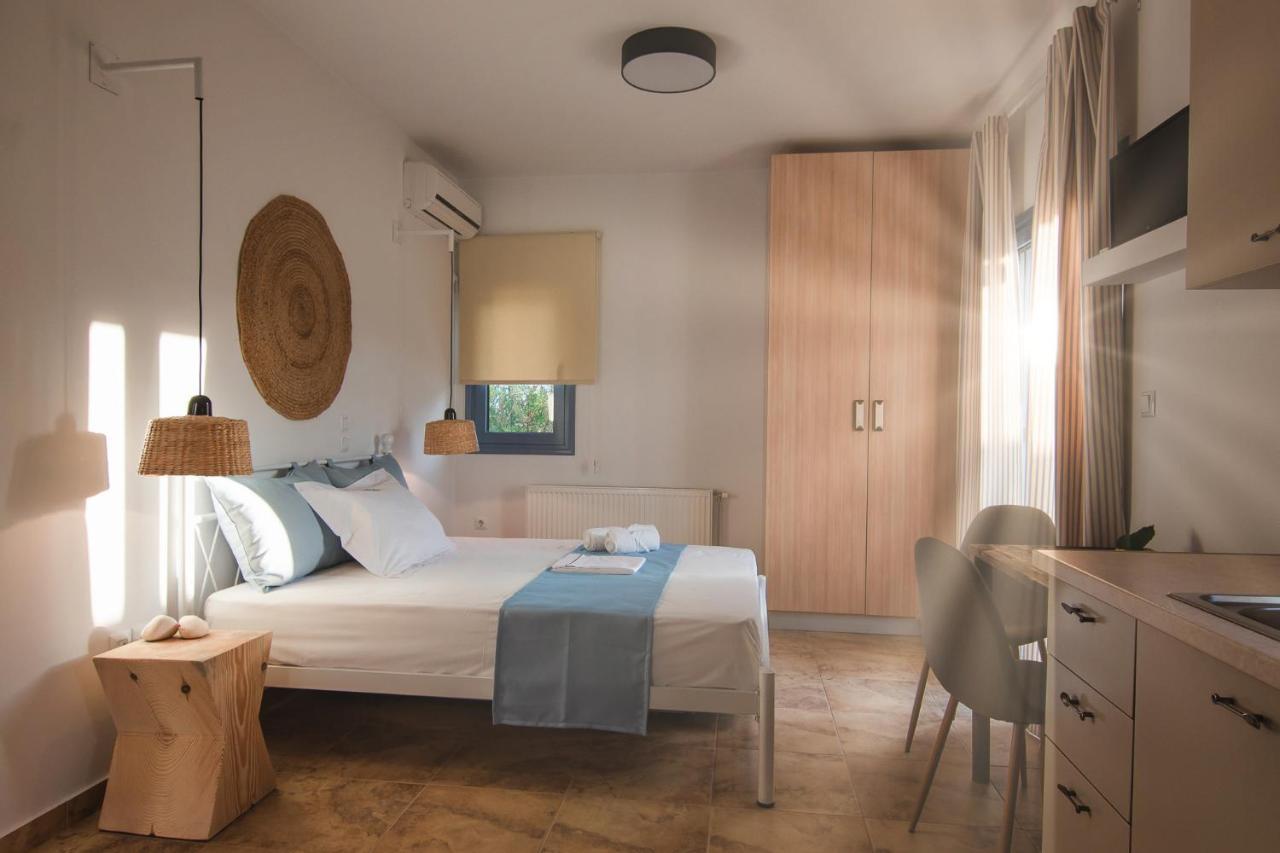 Kallisti Studios & Apartments 斯基罗斯岛 外观 照片