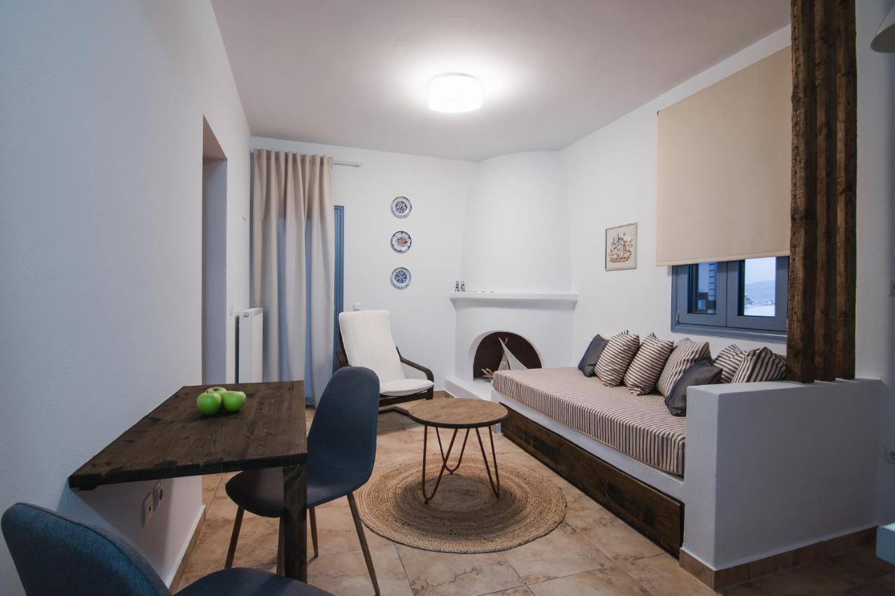 Kallisti Studios & Apartments 斯基罗斯岛 外观 照片